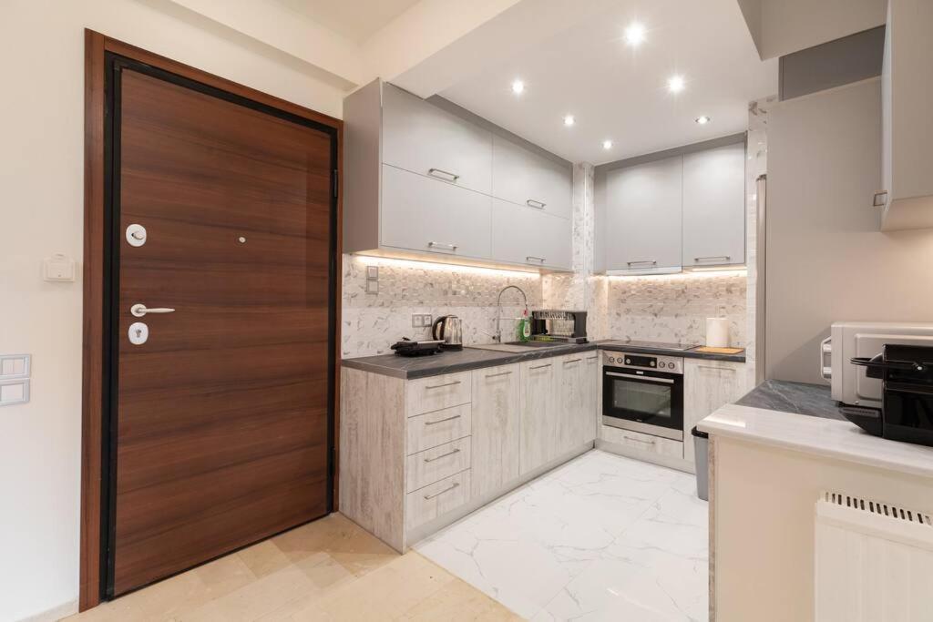 Comfy Flat Near Edem Beach By Atheniankeys Exteriör bild